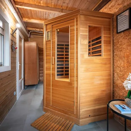 Le Chalet Des Pins Avec Spa - Terrasse - Parking - Clim - Wifi * Sanchey