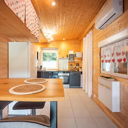 Le Chalet Des Pins Avec Spa - Terrasse - Parking - Clim - Wifi Domek alpejski Sanchey